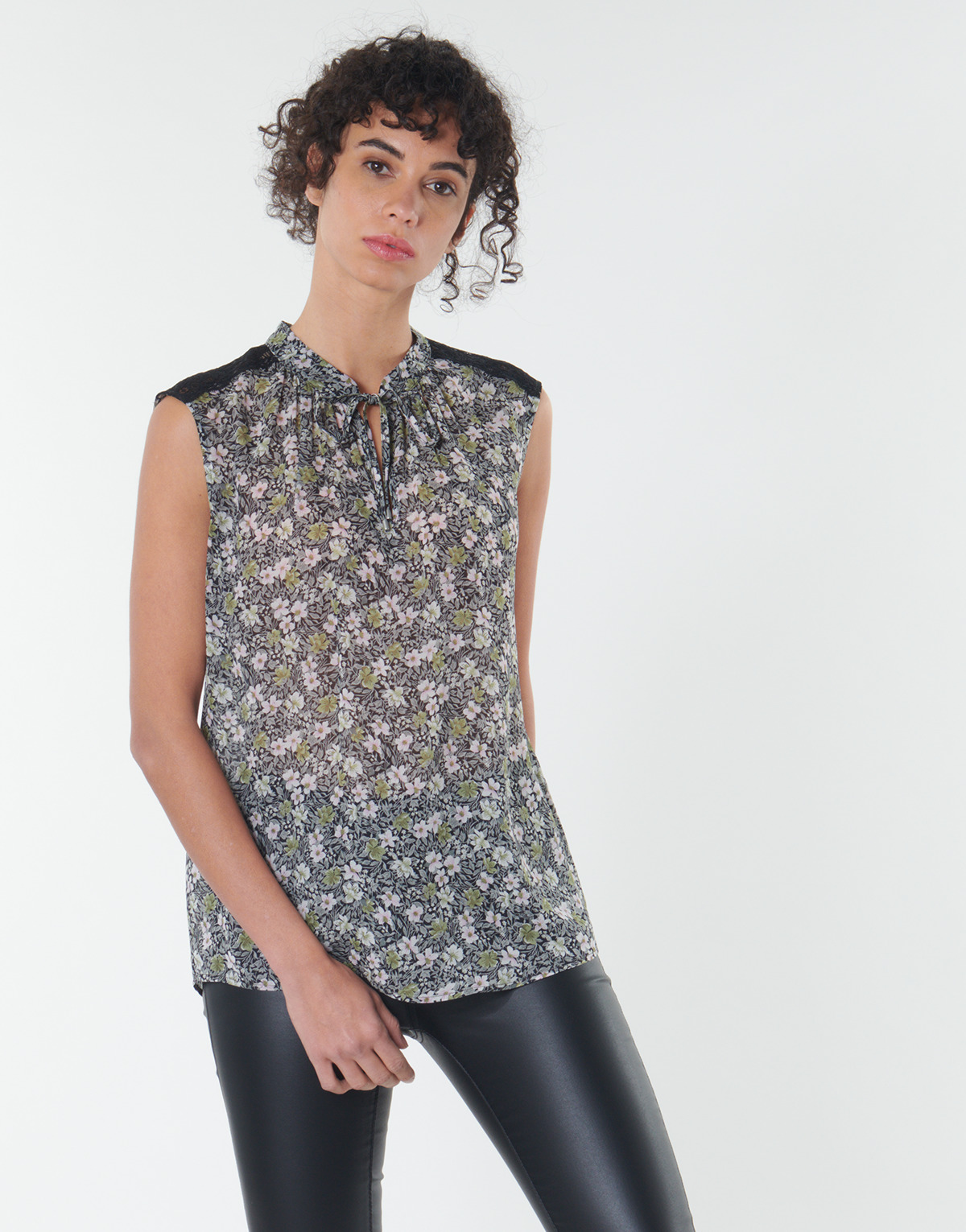 Υφασμάτινα Γυναίκα Μπλούζες Ikks BQ11015-57 Multicolour