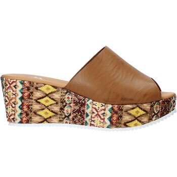 Παπούτσια Γυναίκα Σανδάλια / Πέδιλα Grace Shoes 10 Brown