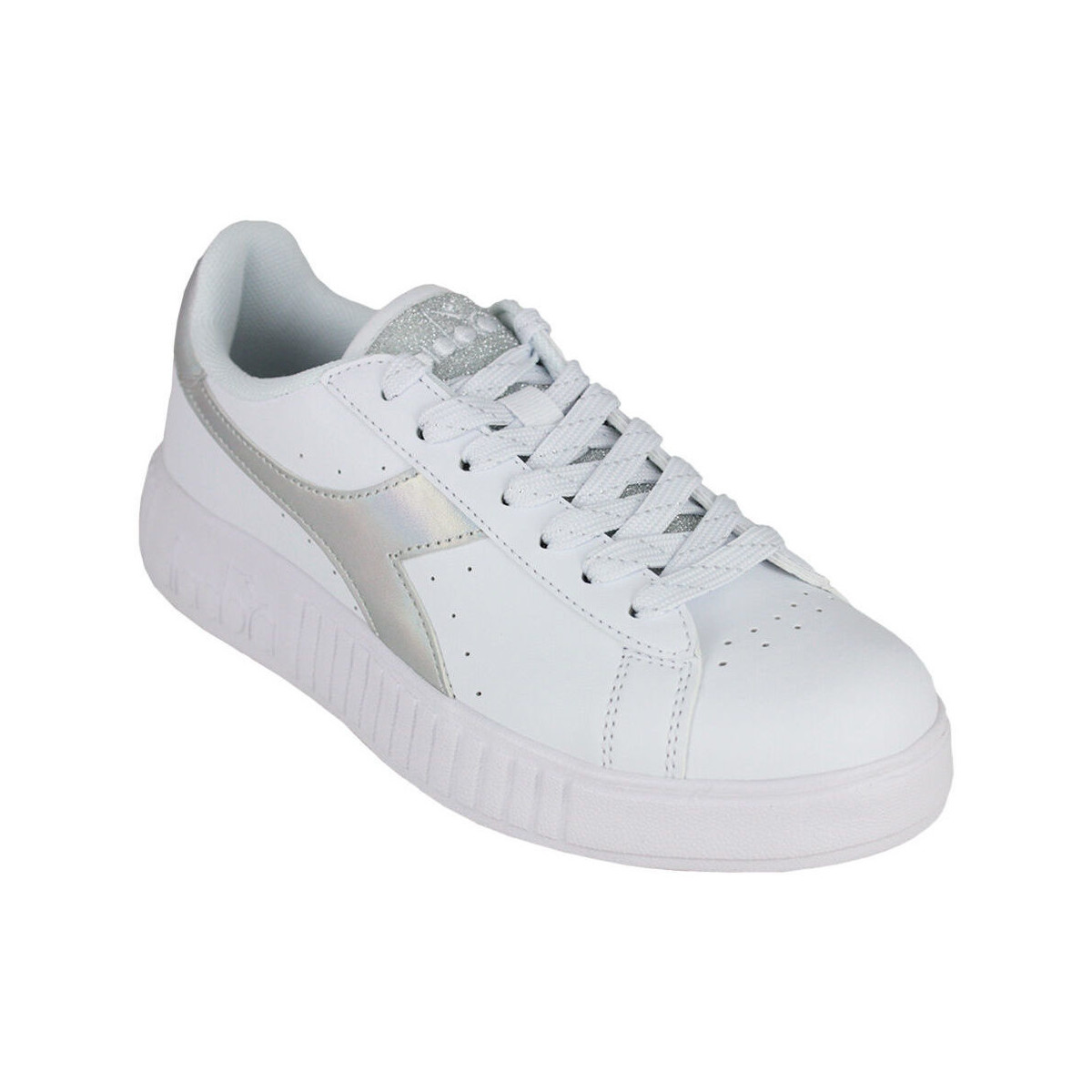 Παπούτσια Γυναίκα Sneakers Diadora 101.174366 01 C6103 White/Silver Silver