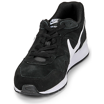Nike VENTURE RUNNER SUEDE Black / Άσπρο