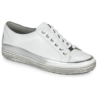 Παπούτσια Γυναίκα Χαμηλά Sneakers Caprice 23654 Άσπρο / Argenté