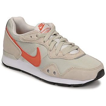 Παπούτσια Γυναίκα Χαμηλά Sneakers Nike WMNS NIKE VENTURE RUNNER Grey / Beige / Orange