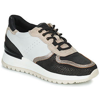 Παπούτσια Γυναίκα Χαμηλά Sneakers Geox D DESYA A Άσπρο / Black