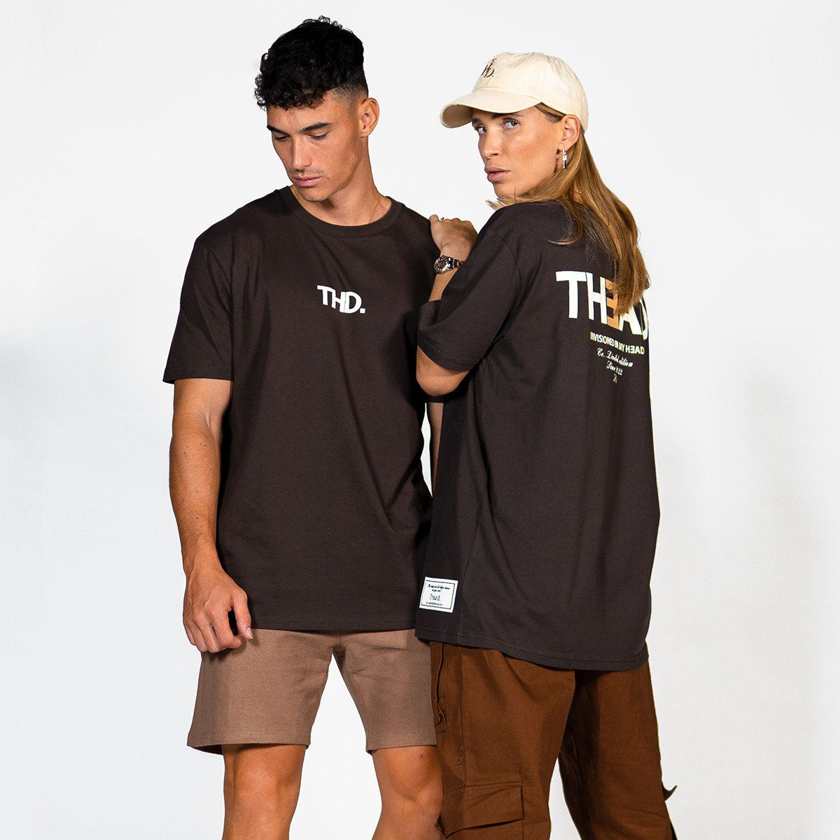 Υφασμάτινα T-shirt με κοντά μανίκια THEAD. DUBAI T-SHIRT Brown
