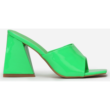 Παπούτσια Γυναίκα Σαγιονάρες La Modeuse 16195_P47598 Green