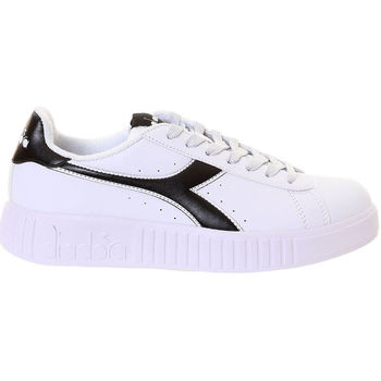 Παπούτσια Γυναίκα Sneakers Diadora GAME P STEP C0351 White/Black Black