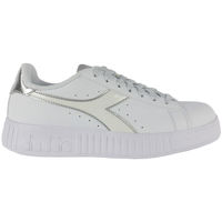 Παπούτσια Γυναίκα Sneakers Diadora Step p STEP P C6103 White/Silver Silver