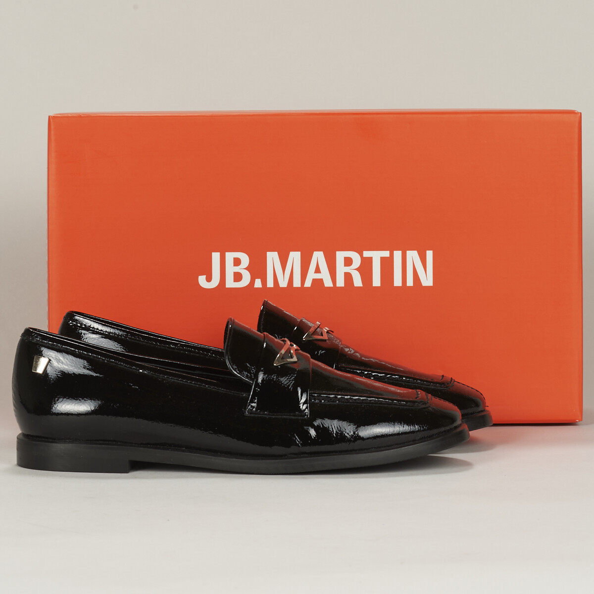 Παπούτσια Γυναίκα Μοκασσίνια JB Martin VERSUS Vernis / Black