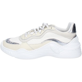 Παπούτσια Γυναίκα Sneakers Stkn EY281 Άσπρο