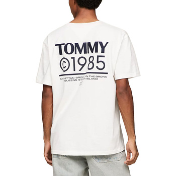 Tommy Hilfiger TOMMY JEANS 1985 BACK LOGO REGULAR FIT T-SHIRT MEN ΕΚΡΟΥ- ΜΑΥΡΟ