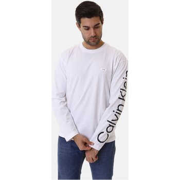 Υφασμάτινα Άνδρας Μπλουζάκια με μακριά μανίκια Calvin Klein Jeans K10K112770 Άσπρο