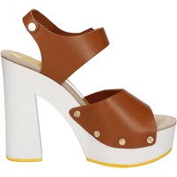 Παπούτσια Γυναίκα Σανδάλια / Πέδιλα Suky Brand AC483 Brown